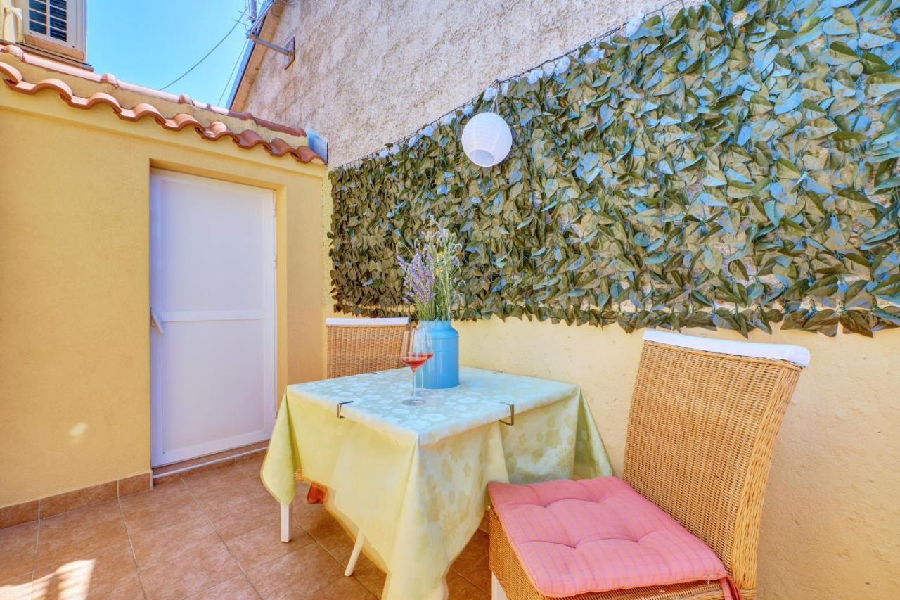 Apartment Tena Вели-Лошинь Экстерьер фото